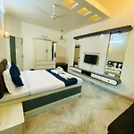 Calangute Beach Way